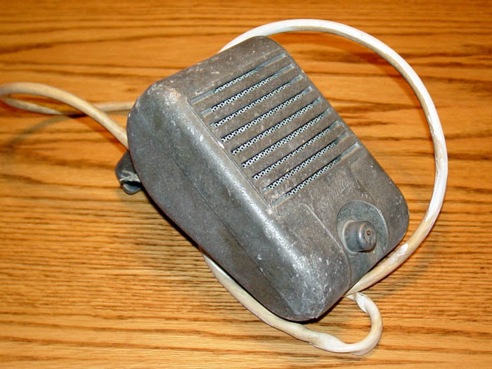 drive-in_speaker
